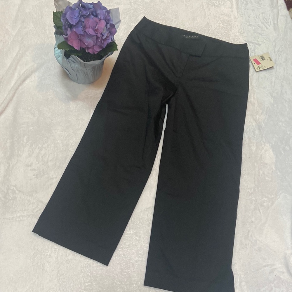 NWT Apostrophe Stretch Size 4 Black Misses Crop Pants